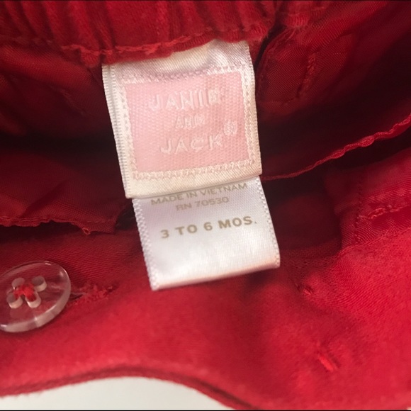 Bundle of red shorts and red pants/leggings - Picture 5 of 7